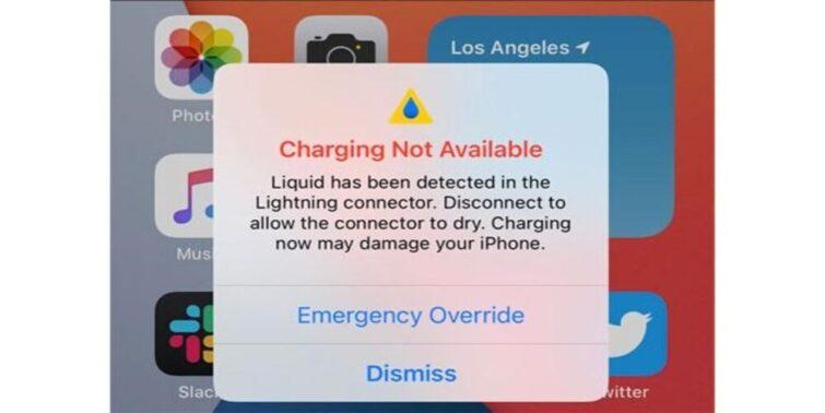 How to get water out of the iPhone charging port